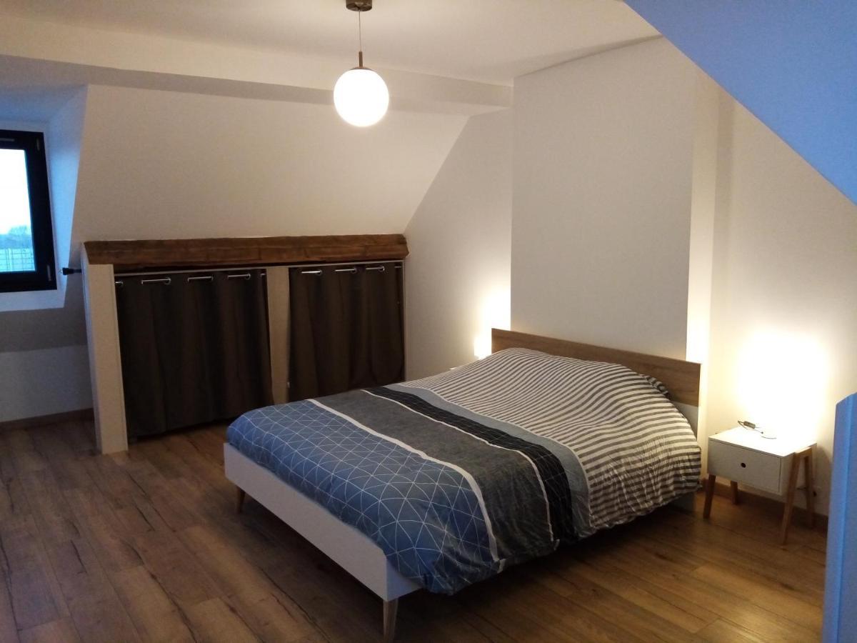 Duplex Agreable Et Spacieux 3 Chb Dont 1 Communicante Vendeville 외부 사진
